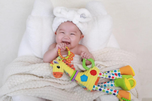 鄄城宝宝为什么会吐奶